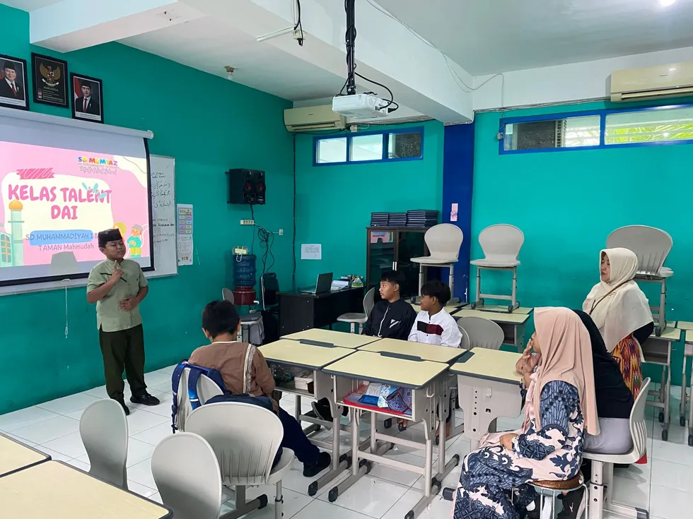 Yudistiro, Bocah Mumtaz yang Berdakwah di Tengah Hujan Bersama KH Anwar Zahid (2)