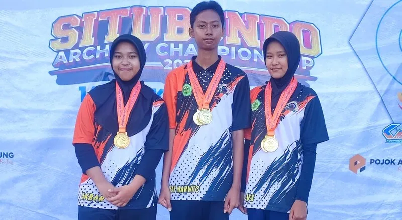 Tim Panahan SMK Models Borong Juara di Situbondo Archery Championship ke-3 Tahun 2025