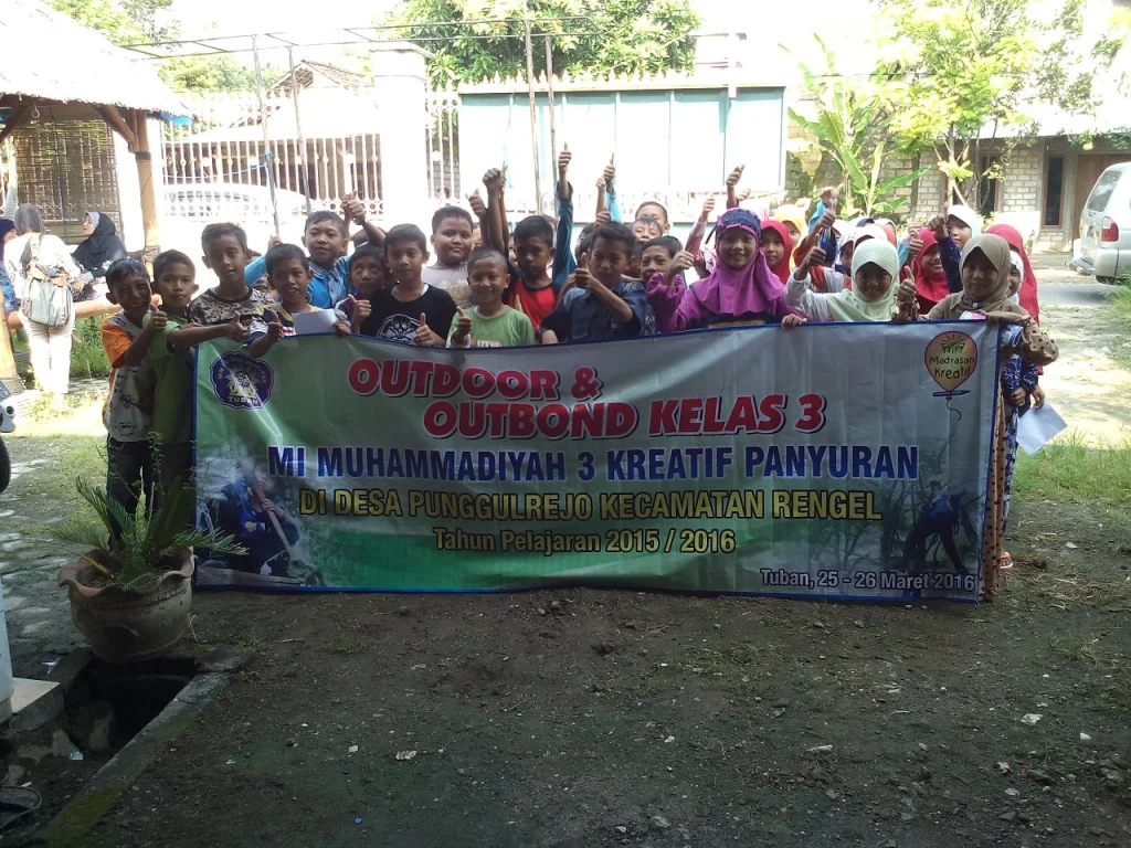 MIM 3 Panyuran Ajak Siswa Kenali Alam