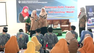 Suasana Akrab Warnai Pertemuan Triwulan Guru dan Karyawan AUM-AUA di PPEM Benjeng