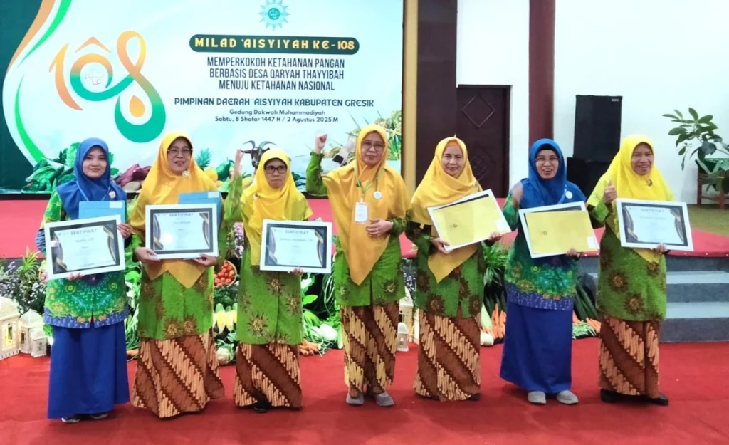 Tulis Cerita Anak Mendadak Jelang Penutupan, Guru TK ABA 5 Bungah Berhasil Sabet Juara 1