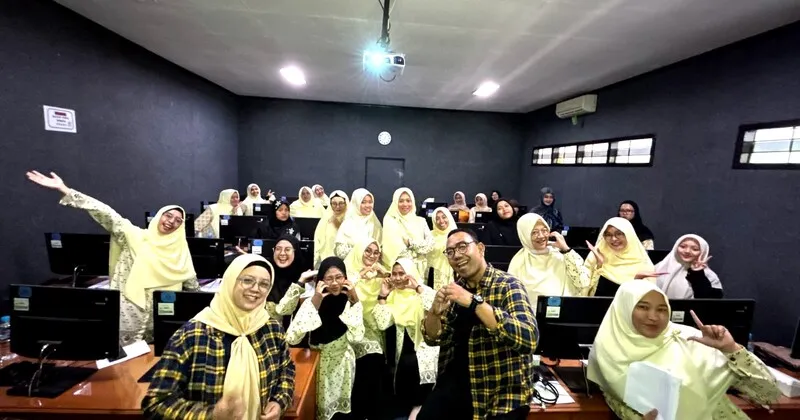 Tingkatkan Profesionalisme Kader, PDNA Kabupaten Malang Gandeng UMM Gelar Workshop Public Speaking dan Protokol