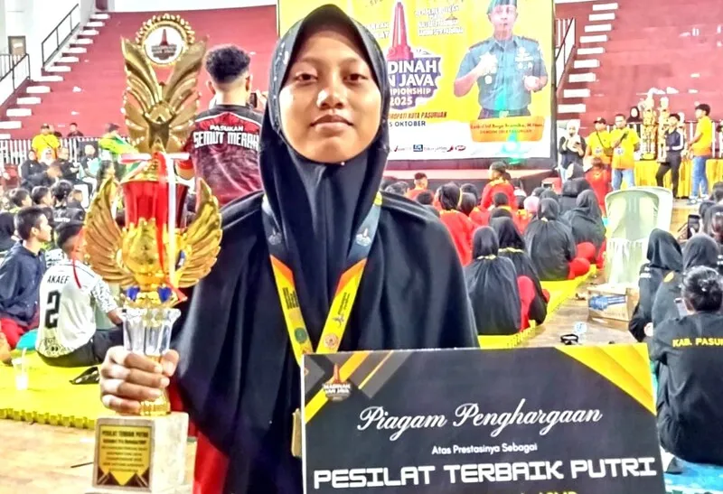 Santriwati SPEAM Pasuruan Sabet Predikat Pesilat Putri Terbaik
