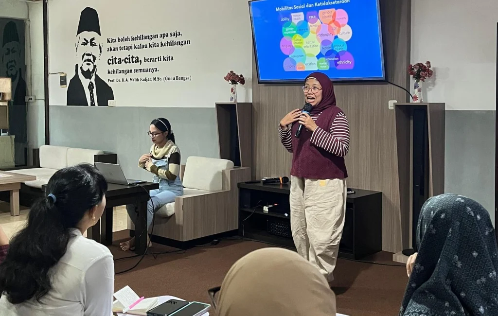 RBC Institute UMM Gandeng Kalis Mardiasih, Ajak Perempuan Menulis dari Pengalaman Hidup