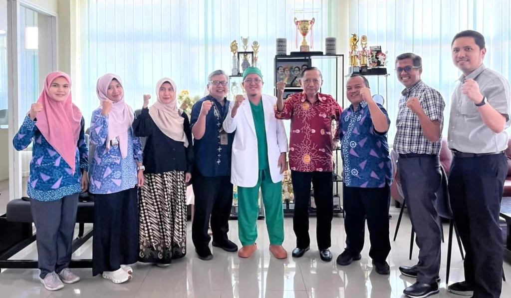 FK UM Surabaya dan RSML Matangkan Rencana Pendirian Program Dokter Spesialis