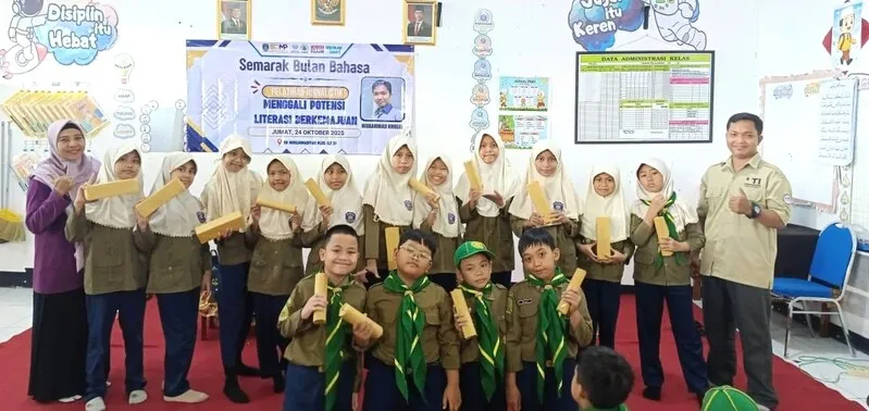 Dari Mewarnai hingga Pelatihan Jurnalistik, SD Muhammadiyah Plus Mojokerto Pacu Kreativitas Siswa di Bulan Bahasa