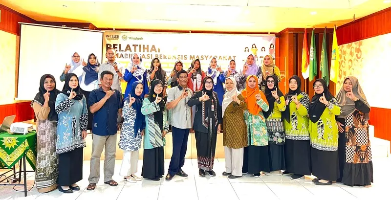 Tim Inklusi PDA Bojonegoro Tingkatkan Kapasitas Pemberdayaan Difabel lewat Pelatihan Rehabilitasi Berbasis Masyarakat