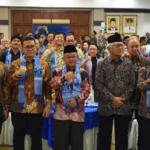 Mendikdasmen Abdul Mu’ti Terima Penghargaan 75 Tokoh Pamomong Jawa Tengah dari Suara Merdeka Network