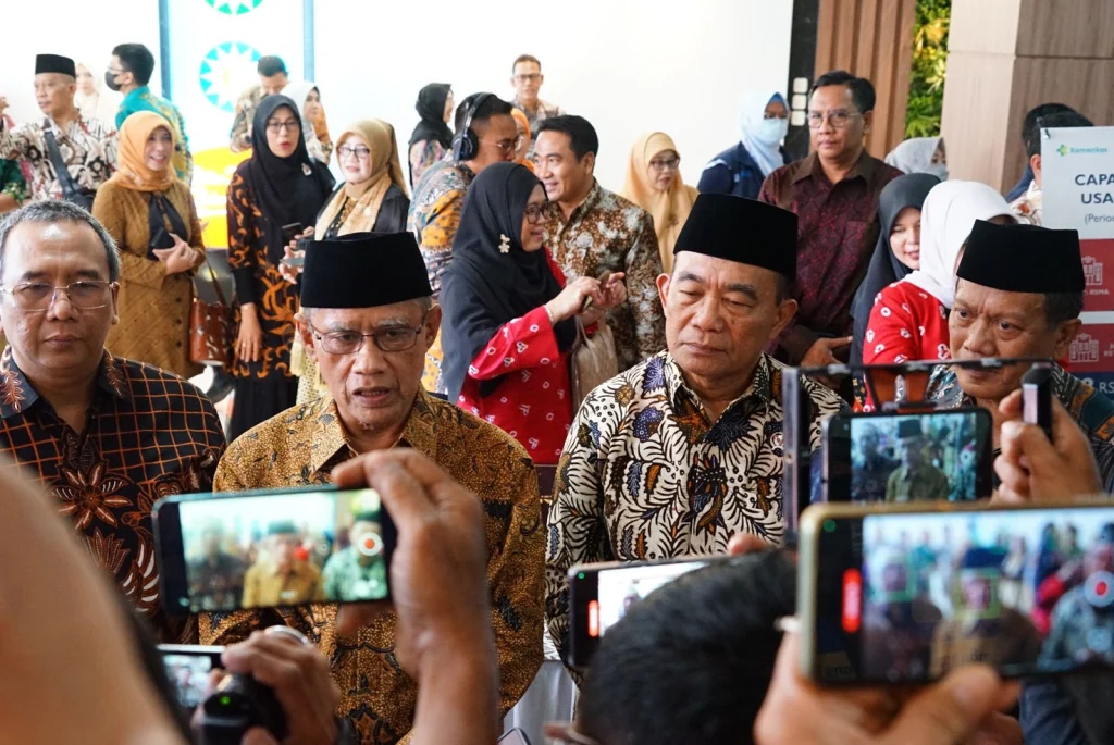 Muhadjir Effendy dan Haedar Nashir Dorong Wujudkan Transformasi Kesehatan