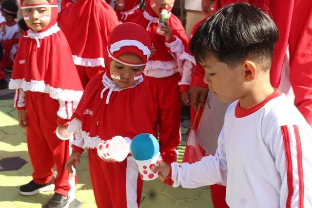 Meriahkan HUT Ke-79 RI, TK Aisyiyah I Probolinggo Gelar Beragam Kegiatan Menarik