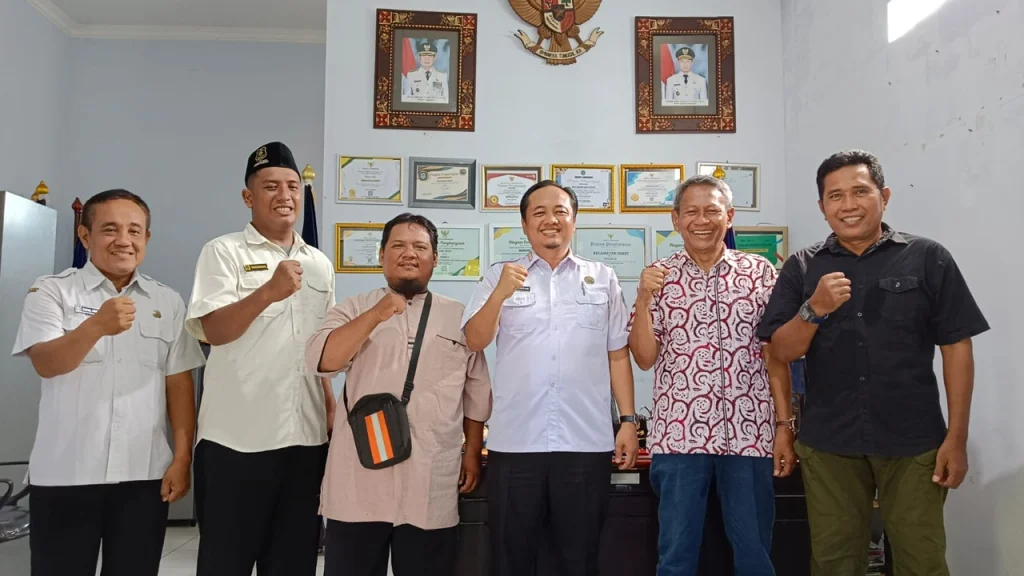 PCM Deket Silaturahim ke Kantor Kecamatan Deket, Ini yang Dibahas