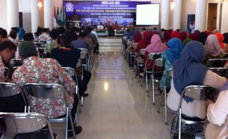 Ketika Ratusan Guru dan Karyawan Diberi Misi untuk Majukan Pendidikan