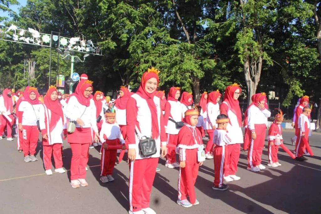 TK Aisyiyah 1 Probolinggo Masuk 10 Nominasi Lomba Jalan Sehat Ibu dan Anak