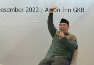 Seni Menyentuh Hati agar Dekat dengan Anak