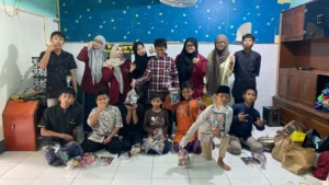 Mahasiswa UM Surabaya Gelar Kegiatan PjBSL di Panti Asuhan Kedung Asem
