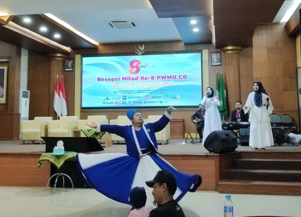 Tarian Sufi Meriahkan Resepsi Milad Ke-8 PWMU.CO