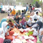 Di Hari Halal Kunjungan, Santri Al Ishlah Lepaskan Kerinduan