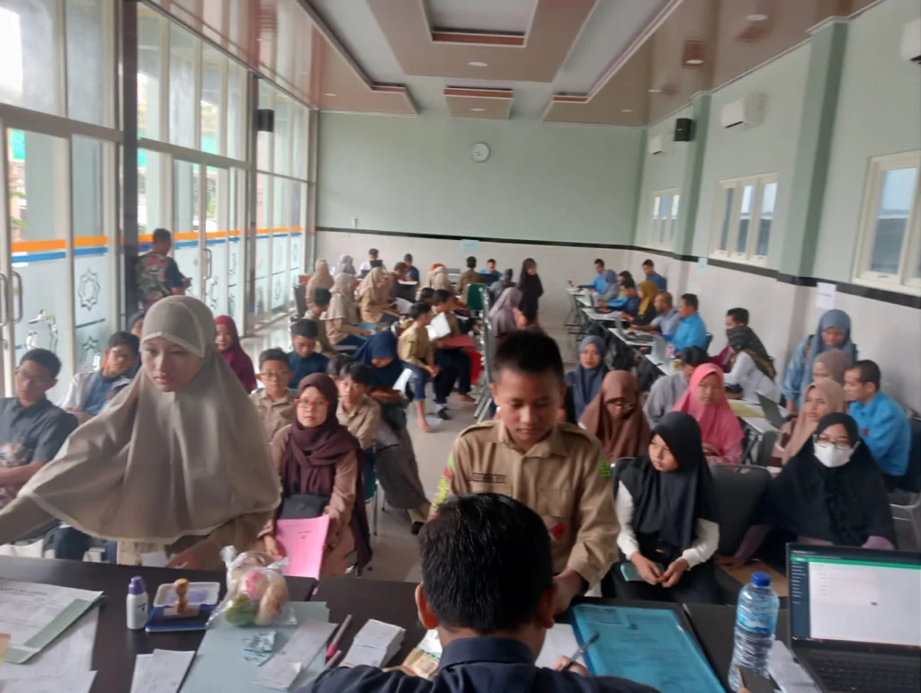 Membeludak, Pendaftar Ponpes Al-Ishlah di Gelombang Terakhir