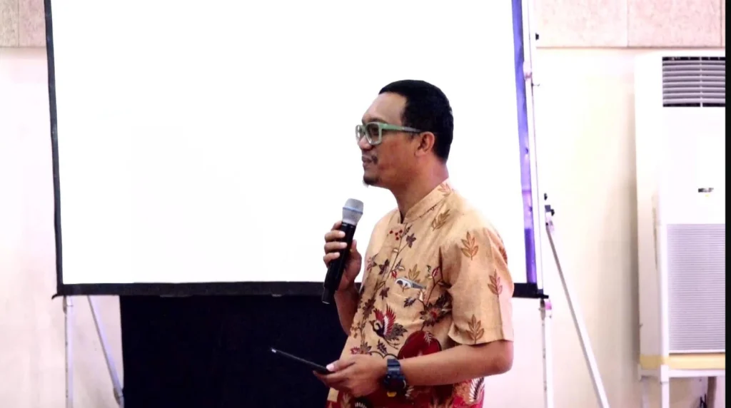 Hadiri Extending The Future Smamita, Warek Unair Sampaikan Potensi Generasi Z