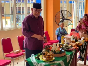 Mantan Kepala Smamita dan Alumni Guru Lainnya Adakan Reuni, Kunjungi Sekolah hingga Nostalgia Bersama