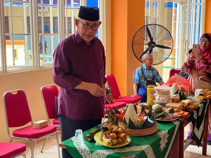 Mantan Kepala Smamita dan Alumni Guru Lainnya Adakan Reuni, Kunjungi Sekolah hingga Nostalgia Bersama