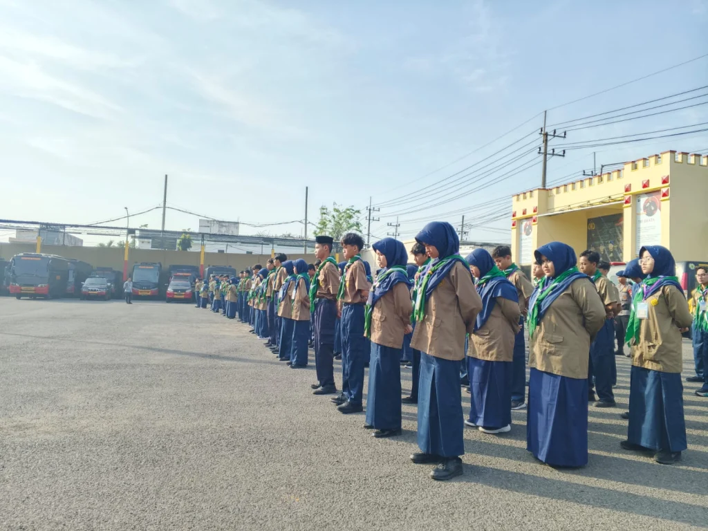 Fortasi Hari Keempat, Smamita Gelar Latihan Berbaris Bersama Brimob