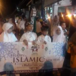 Demi Ini, Siswa SDM Rela Gelar Pawai Obor Malam Hari