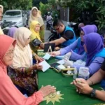 Kado Lebaran untuk 100 Lansia