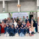 Cegah Dampak Negatif Gadget, Mahasiswa KKN UMG Gelar Seminar Digital Parenting di Desa Bulangan