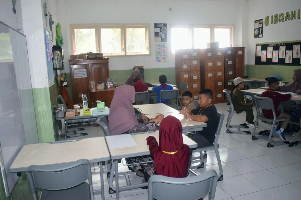 Para Calon Siswa Antusias Ikuti Tes Seleksi PPDB MIM 1 Probolinggo Tahun Ajaran 2025/2026