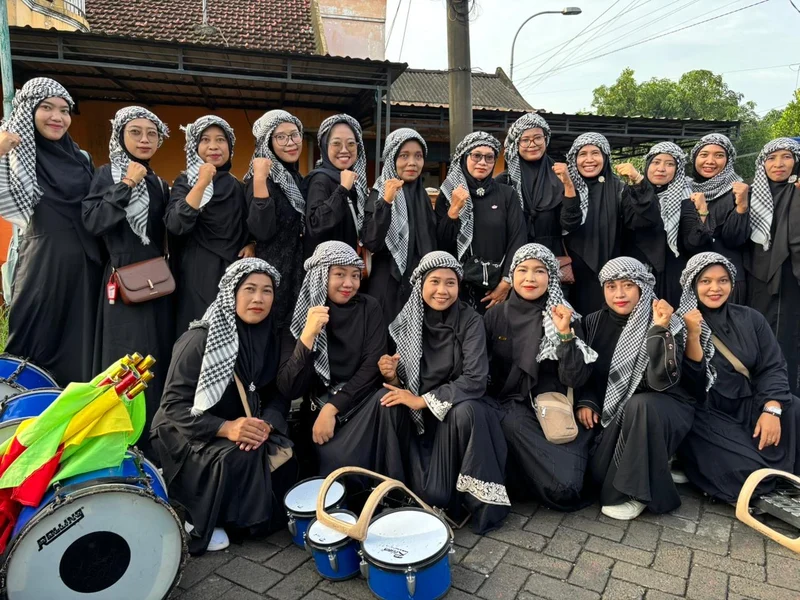 TK ABA 22 Balongpanggang Meriahkan Pawai Budaya dalam Milad Ke-113 Muhammadiyah