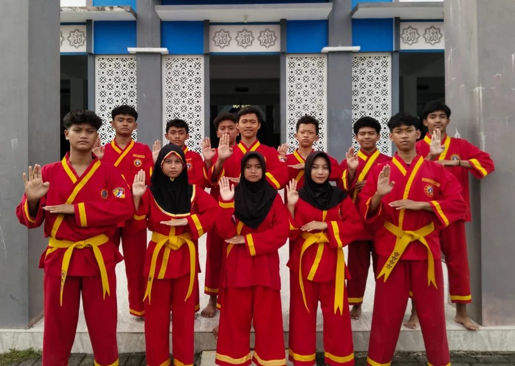 Menilik Giat Tapak Suci di SMK Muda Genteng