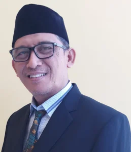 Husnul Yaqin: Guru Pekerja Ulet dan Wirausaha Sukses Pemilik Beberapa Swalayan