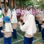 Tingkatkan Kesehatan dan Kebugaran, SD Muhammadiyah Blitar Rutin Gelar Senam Anak Indonesia Hebat Setiap Pagi