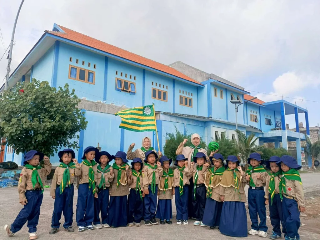 Permainan Tradisional Meriahkan Kegiatan Pandu HW Tunas Athfal TK ABA 13 Warulor