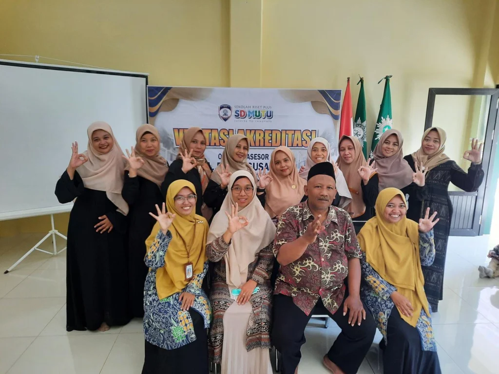 Buktikan Kualitasnya, SD Mutu Paiton Raih Predikat Unggul dalam Akreditasi Pertamanya