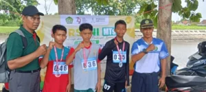 Siswa MTs Muhsix Sabet Juara 3 Lari 3000 Meter di Porseni KKM MTs Lamongan