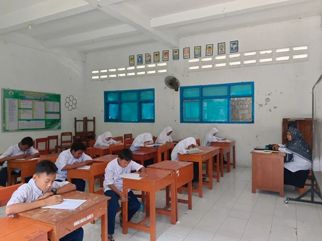 MTs M 15 Lamongan Mengadakan Seleksi Kelas Olimpiade untuk Siswa Kelas VII