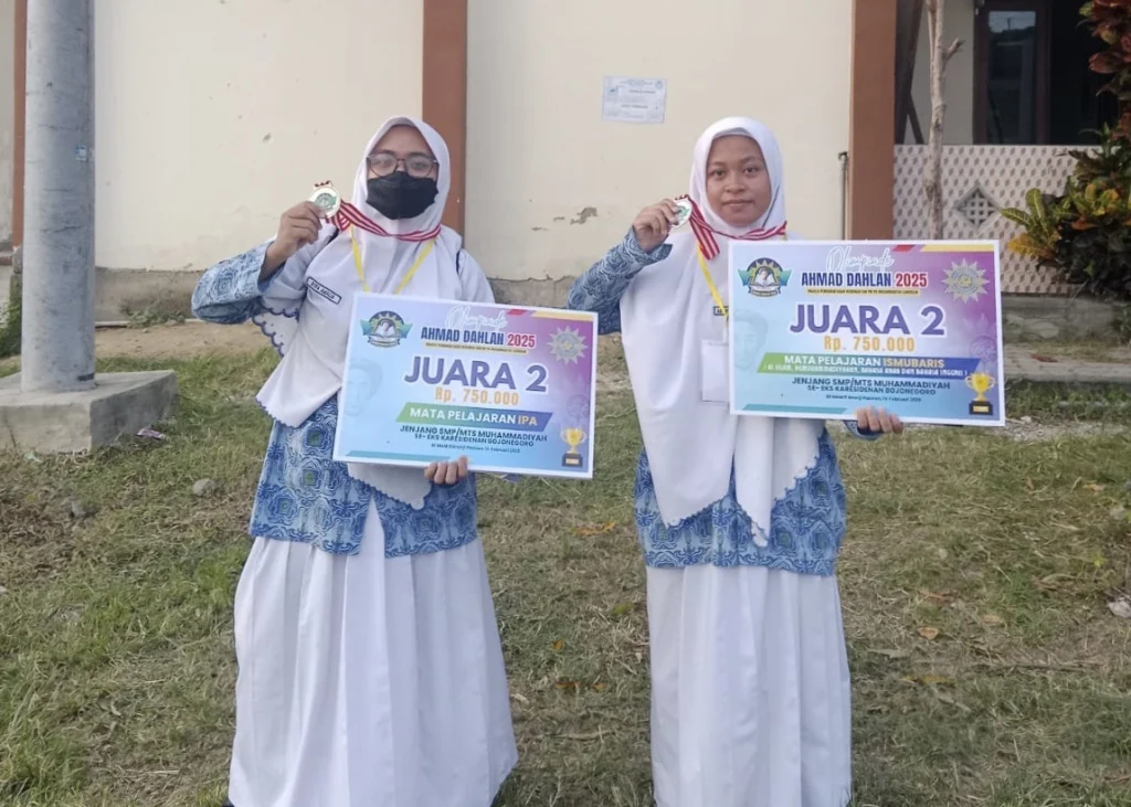 Dua Siswa MTs Muhammadiyah 15 Al Mizan Lamongan Raih Juara Olimpiade Ahmad Dahlan  2025