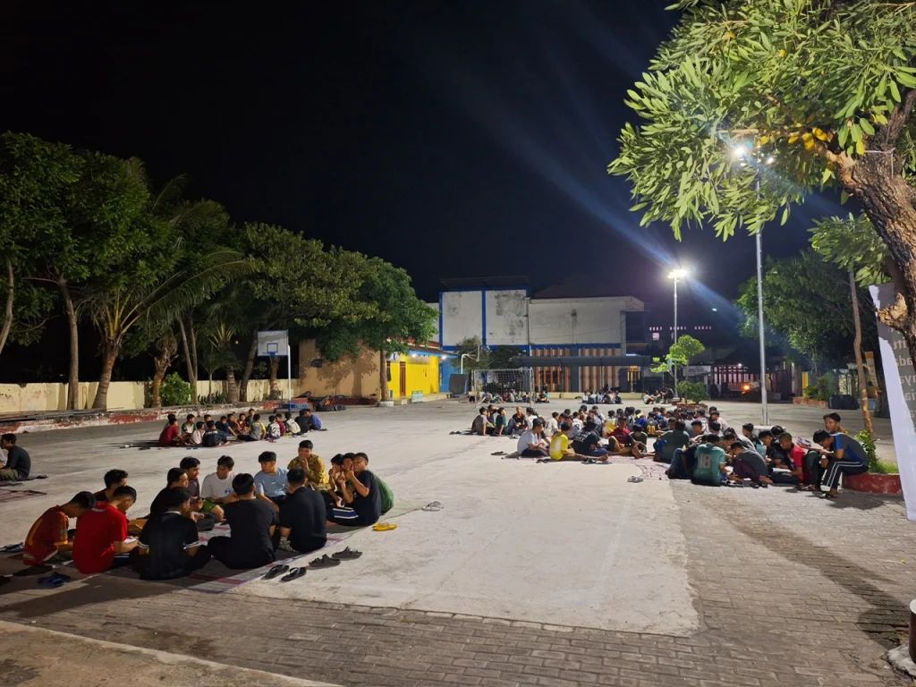Seluruh Santri dan Ustadz-Ustadzah Ponpes Al Mizan  Lamongan Laksanakan Puasa Asyura Bersama