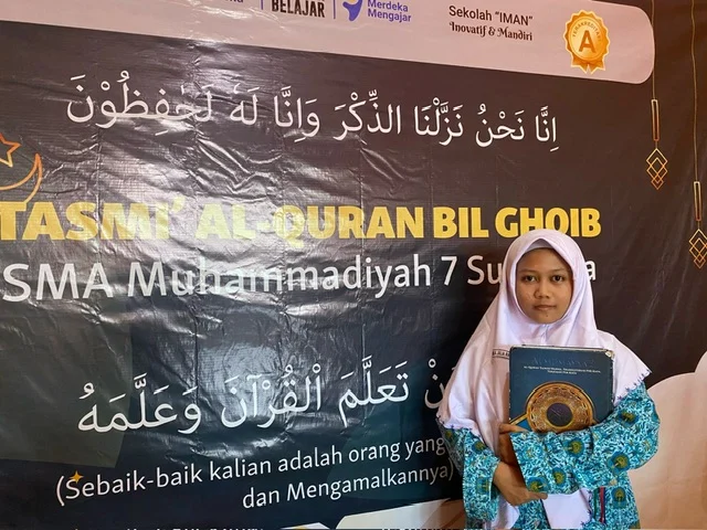Tasmi’ Bil Ghoib: Tradisi Menghafal Al-Qur’an yang Menginspirasi di SMA Muhammadiyah 7 Surabaya