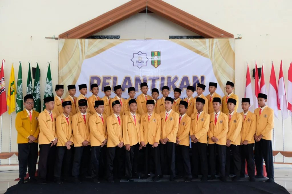 Pelantikan PR IPM Putra MTs Muhammadiyah 15 Al Mizan Lamongan Periode 2025-2026