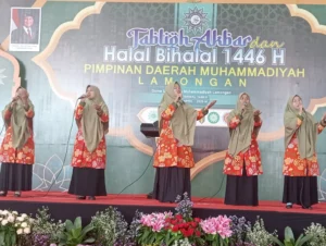 PCA Paciran Tampilkan Dua Lagu Karya Hariyati di Tabligh Akbar dan Halalbihalal PDM Lamongan