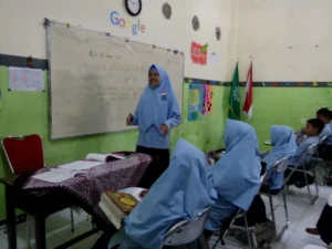 Guru Ini Pakai Metode Kuis Hafalan Quran Kenalkan Gerakan Muhammadiyah