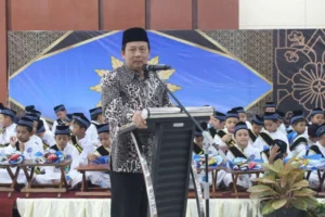 Pentingnya 5K bagi Para Orang Tua: Pesan Prof Khozin dalam Khataman dan Imtihan Al-Quran SD Mupat