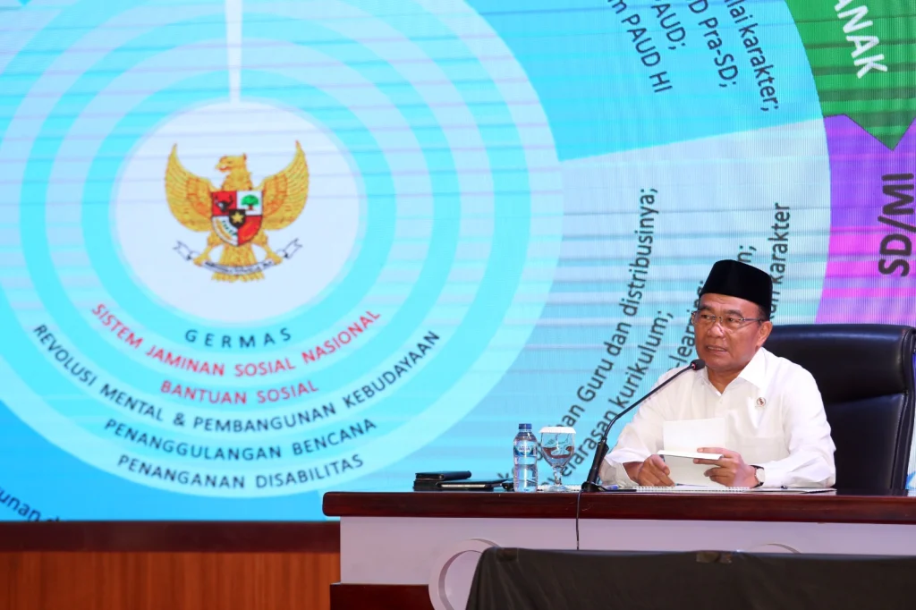 Muhadjir Effendy Sampaikan Kinerja Pembangungan Manusia dalam Kuliah Umum Lemhannas