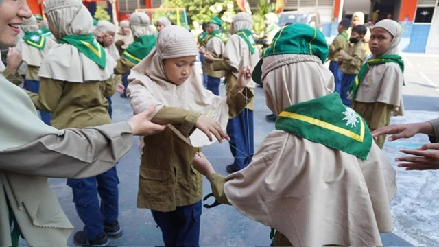 SD Mugres Peringati HUT Ke-79 RI dengan Berbagai Perlombaan