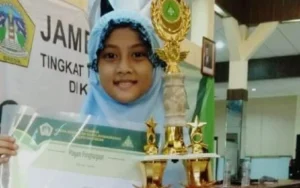 Siswa Berlian School Juara I Lomba Menggambar Poster