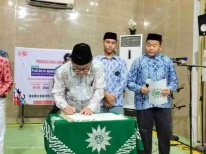 Mendikdasmen RI Nyalakan Semangat Ibadah Pelajar Lewat Deklarasi Cinta Al-Qur’an