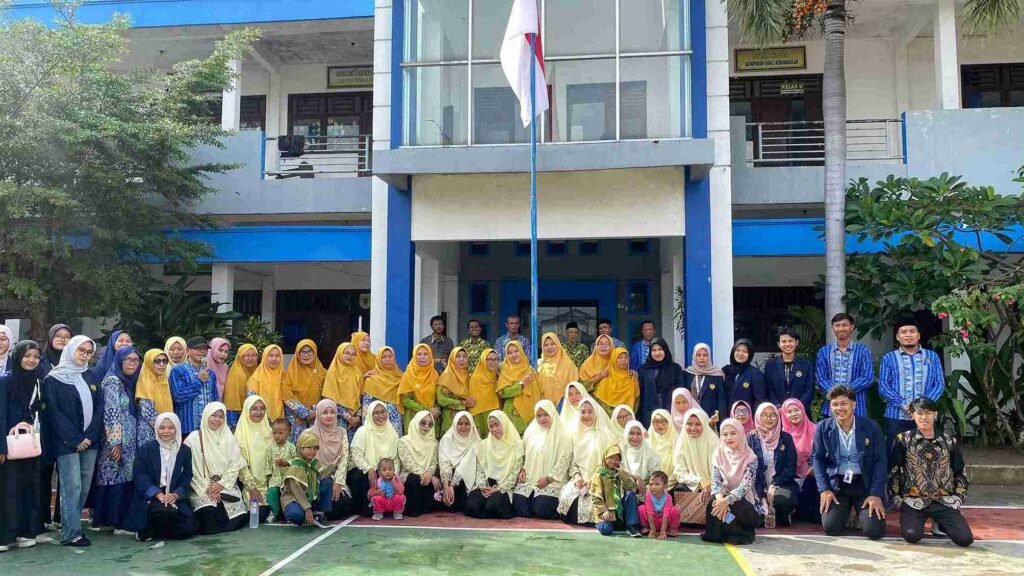 Semangat Berkemajuan: PRM Laren Gelar Apel Pagi Meriah Sambut Milad ke-113 Muhammadiyah